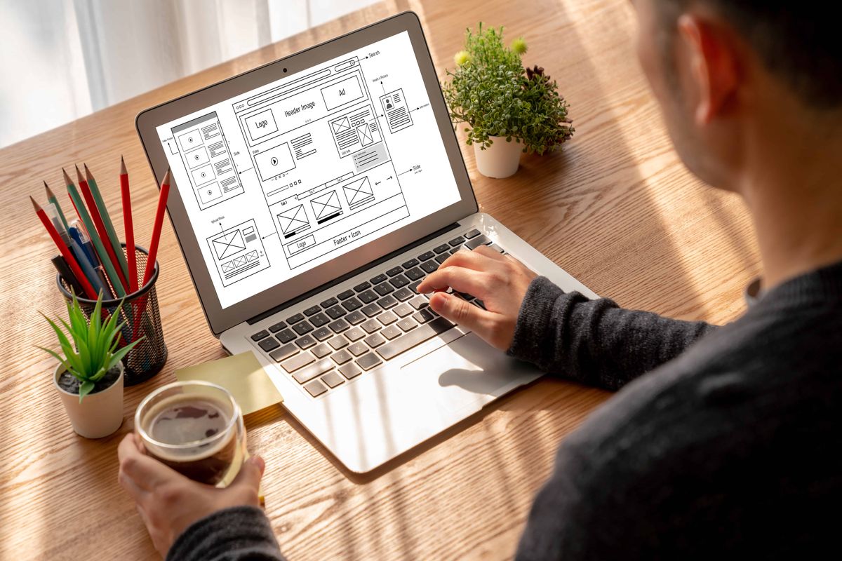 49283924_website-design-software-provide-modish-template-for-online-retail-business.jpg